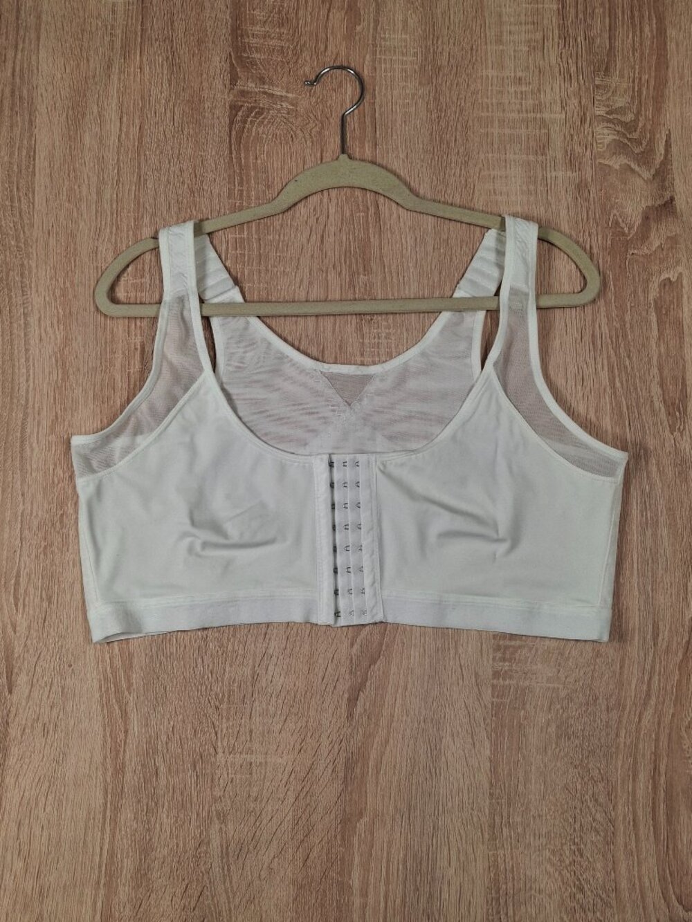 Plus Size 5XL Sports Bra Front Closure No Underwire Soft Cups Stretch Mesh Reinf